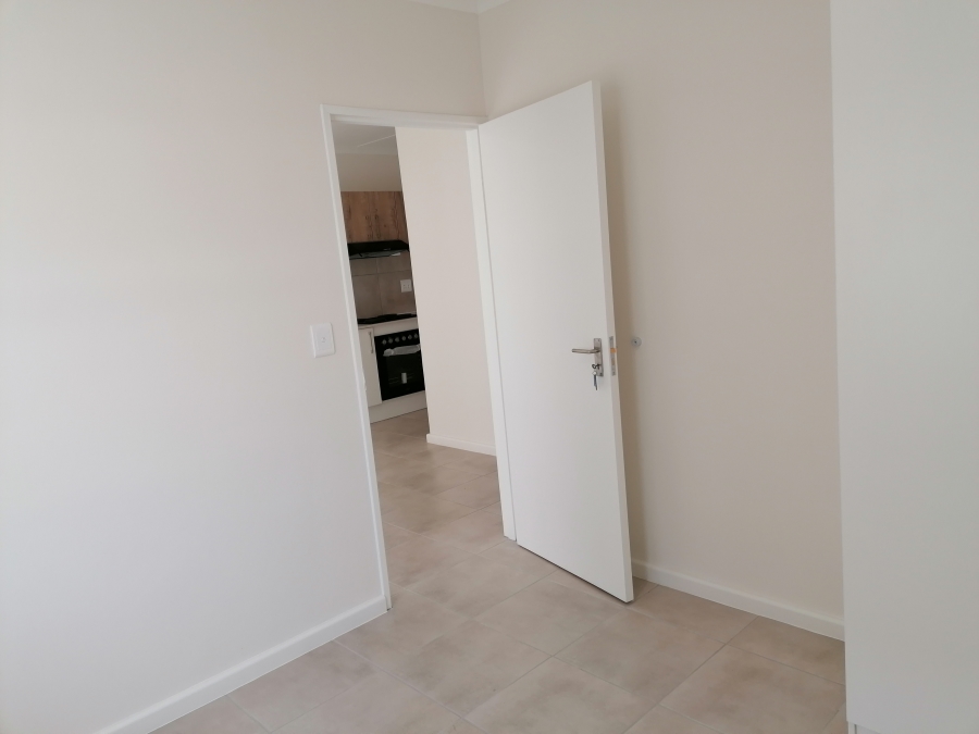 To Let 2 Bedroom Property for Rent in Stellendale Western Cape